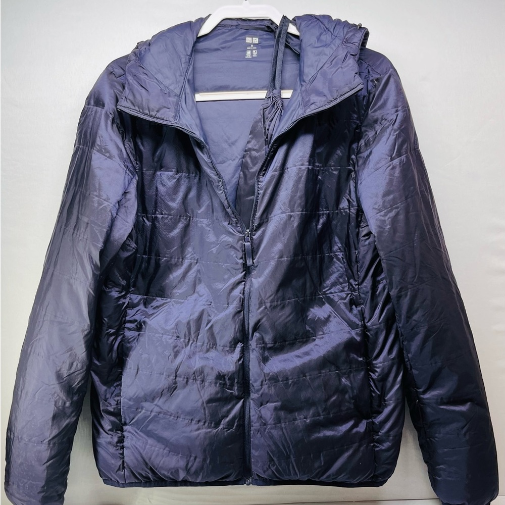 Uniqlo Men's Navy Puffer Jacket